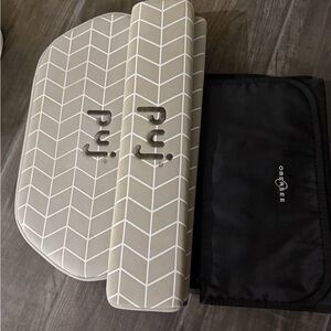 Puj Gray Bath Kneeler and Elbow Rest Set